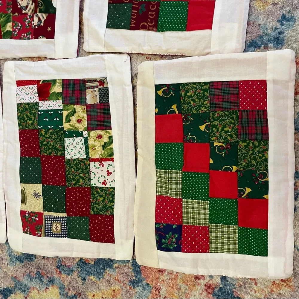 Vintage handmade holiday quilted square pattern placemats set of 8 13.5” x 10”
